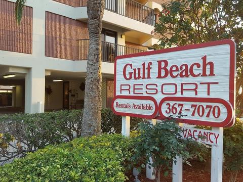 140 51st Ave W #303, Saint Pete Beach, FL 33706