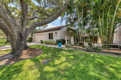 3670 Glen Oaks Manor Dr, Sarasota, FL 34232