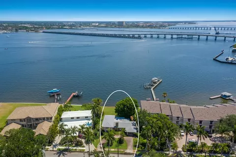 1708 Point Pleasant Ave W, Bradenton, FL 34205