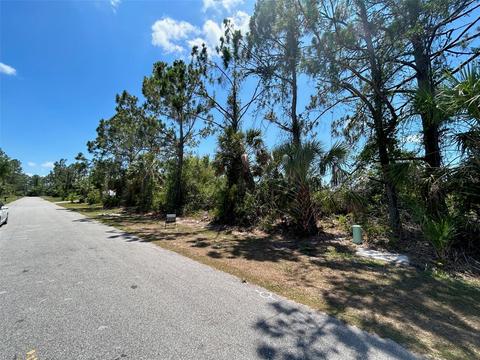 Log Lane, North Port, FL 34286