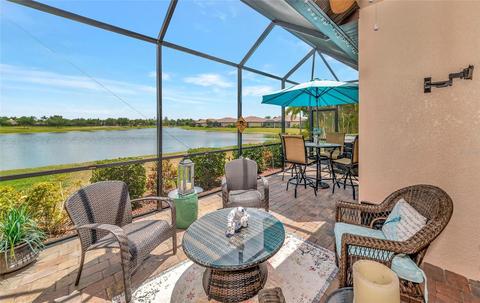 6632 Candlestick Dr, Bradenton, FL 34212