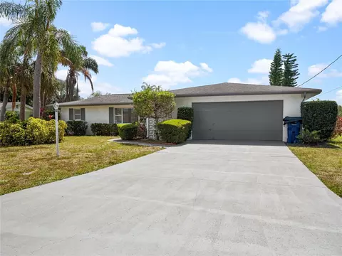 546 Magellan Dr, Sarasota, FL 34243