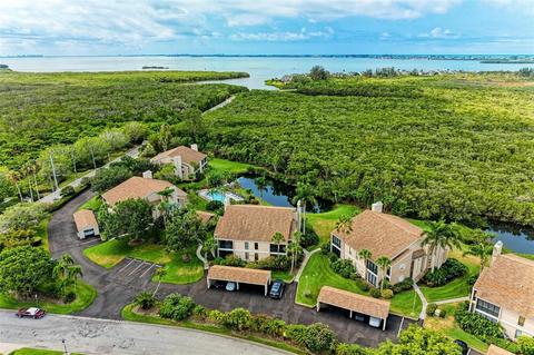 8622 54th Ave W, Bradenton, FL 34210