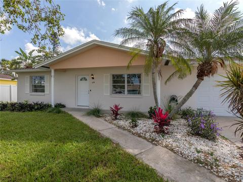 478 Pineview Dr, Venice, FL 34293