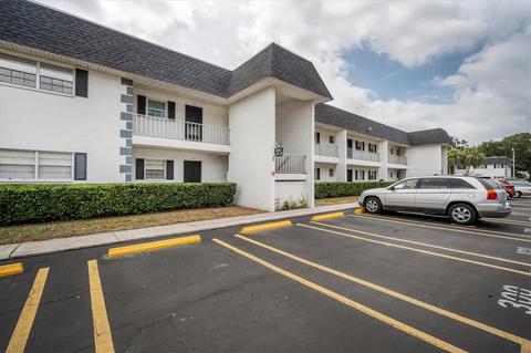 4705 5th St W #104, Bradenton, FL 34207