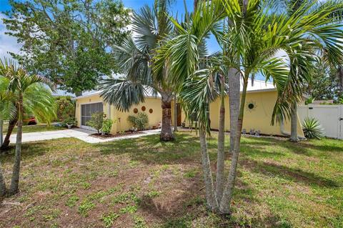 4123 Lancaster Dr, Sarasota, FL 34241