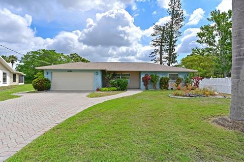 6159 Rockefeller Ave, Sarasota, FL 34231