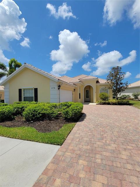 Undisclosed, Sarasota, FL 34238