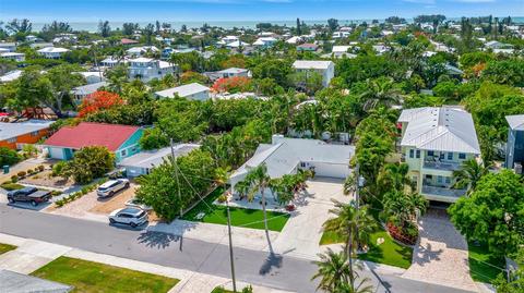 155 Crescent Dr, Anna Maria, FL 34216