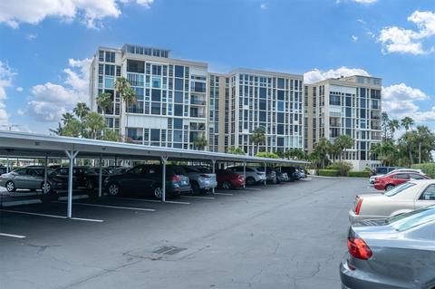 7400 Sun Island Dr S #307, South Pasadena, FL 33707