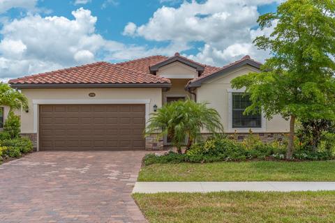 12740 Cinqueterre Dr, Venice, FL 34293