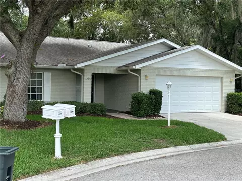 7296 Eleanor Cir, Sarasota, FL 34243