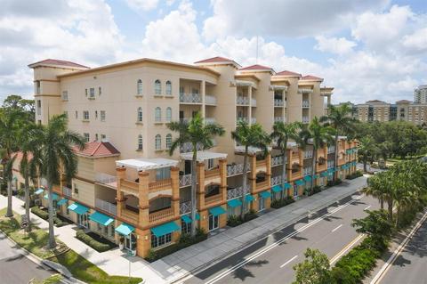 1188 N Tamiami Trl #202, Sarasota, FL 34236