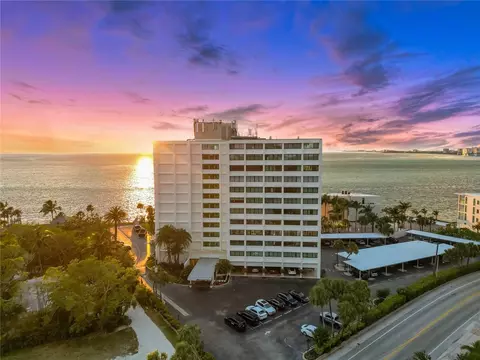4822 Ocean Blvd #4C, Sarasota, FL 34242