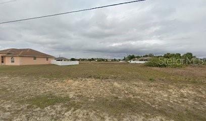 2206 Christopher Ave N, Lehigh Acres, FL 33971