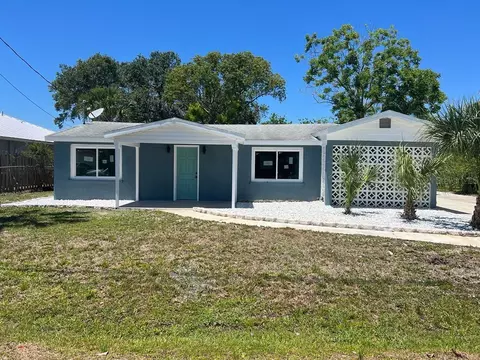 624 30th St E, Palmetto, FL 34221