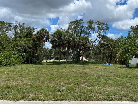 285 Annapolis Ln, Rotonda West, FL 33947