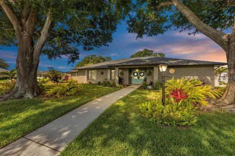 6993 Country Lakes Cir, Sarasota, FL 34243