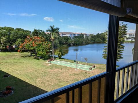 3619 Lake Bayshore Dr #J-402, Bradenton, FL 34205