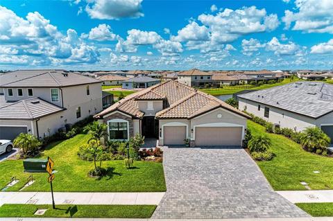 5028 Seafoam Trl, Lakewood Ranch, FL 34211