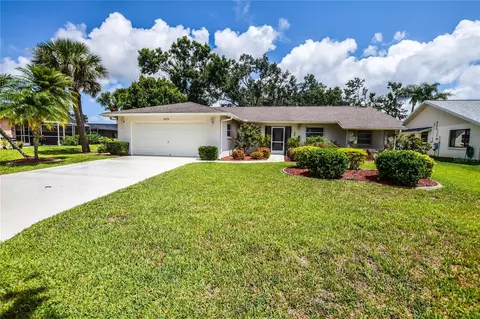 3254 Meadow Run Dr, Venice, FL 34293