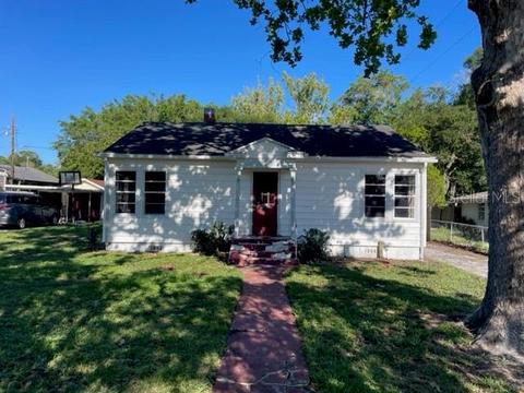1314 16th St W, Bradenton, FL 34205