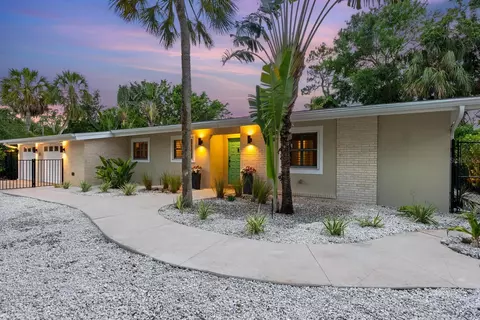 4520 Higel Ave, Sarasota, FL 34242