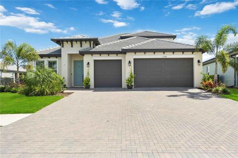 11280 Montserrat Dr, Venice, FL 34293