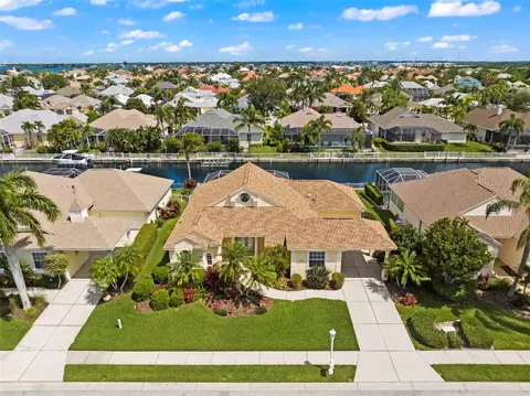 4727 Compass Dr, Bradenton, FL 34208