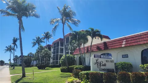 901 Beach Rd #202, Sarasota, FL 34242