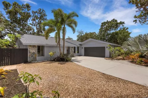 4912 80th Avenue Cir E, Sarasota, FL 34243
