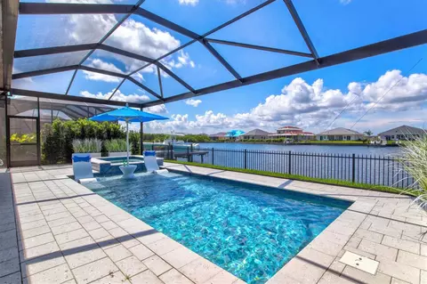 2121 5th St E, Palmetto, FL 34221