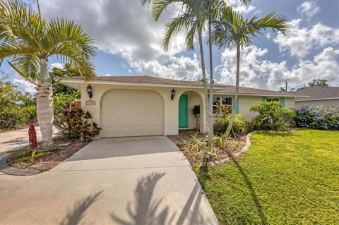 4708 Alligator Dr, Venice, FL 34293
