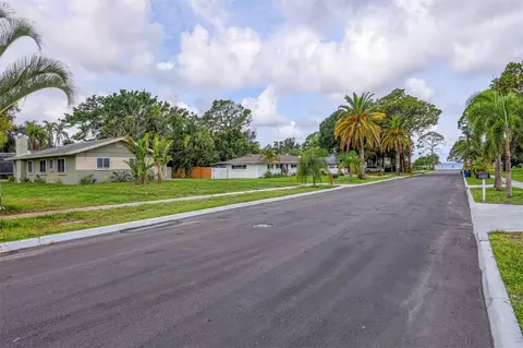 322 Somerset Ave, Sarasota, FL 34243