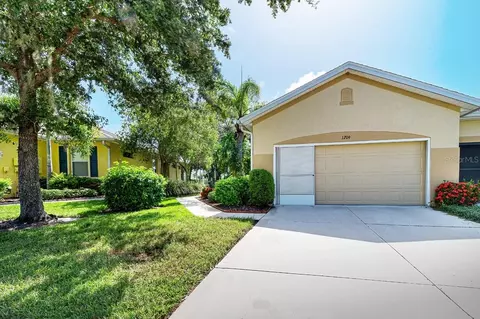 1209 Fairway Greens Dr, Sun City Center, FL 33573
