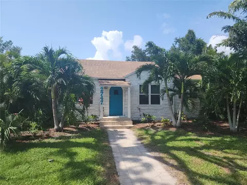 2747 Floyd St, Sarasota, FL 34239