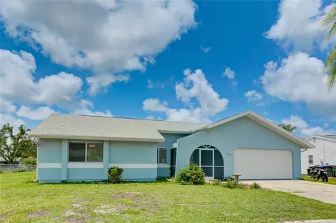 5615 Kenwood Dr, North Port, FL 34287