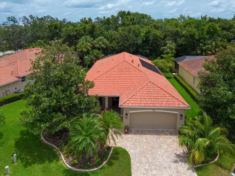 739 Foggy Morn Ln, Bradenton, FL 34212