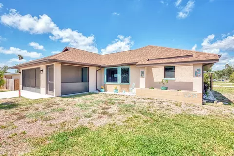 2671 Yucca Rd, Venice, FL 34293
