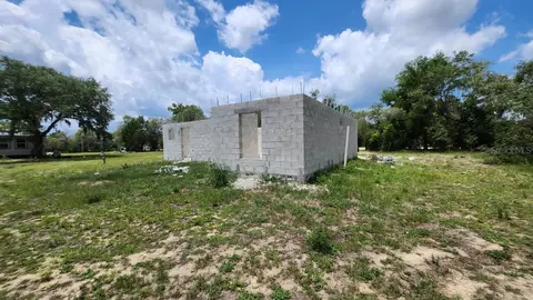 3916 Rolling Hills Ct E, Lake Wales, FL 33898