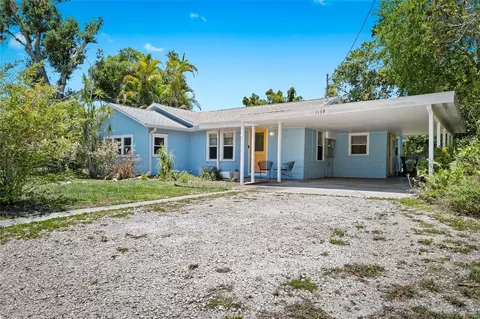 1139 Mecca Dr, Sarasota, FL 34234