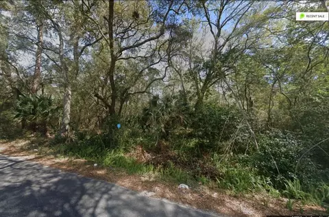 Pennsylvania Street, Paisley, FL 32767