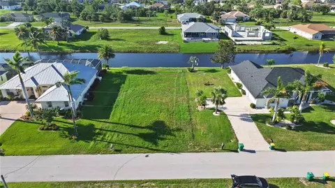 97 Medalist Rd, Rotonda West, FL 33947