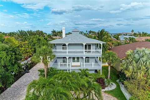 1129 3rd Ave S, Tierra Verde, FL 33715