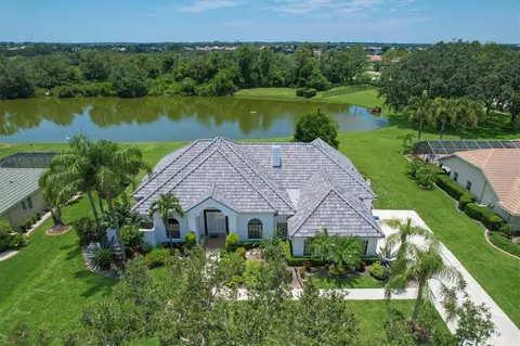 8807 Misty Creek Dr, Sarasota, FL 34241