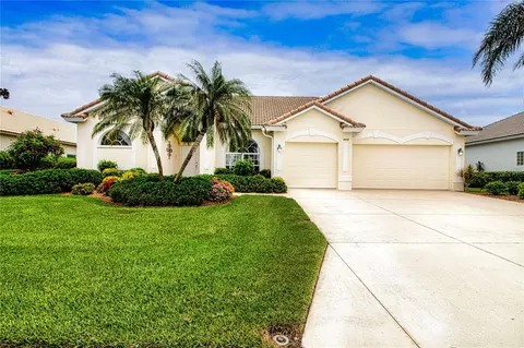 4642 Chase Oaks Dr, Sarasota, FL 34241