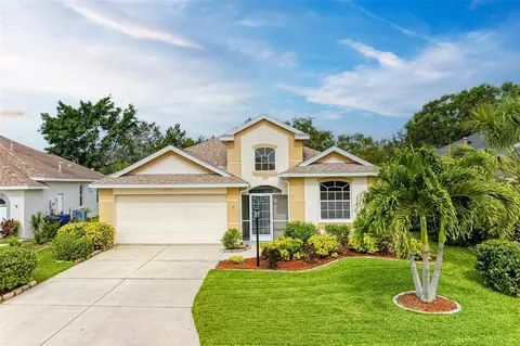 822 Springwood Cir, Bradenton, FL 34212