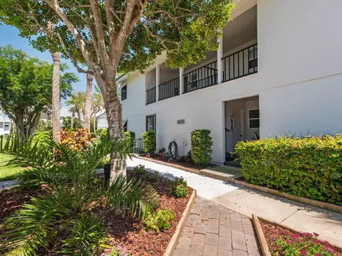 5657 Midnight Pass Rd #712, Sarasota, FL 34242