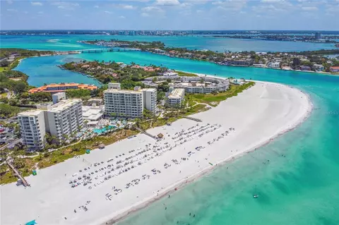 210 Sands Point Rd #2304, Longboat Key, FL 34228