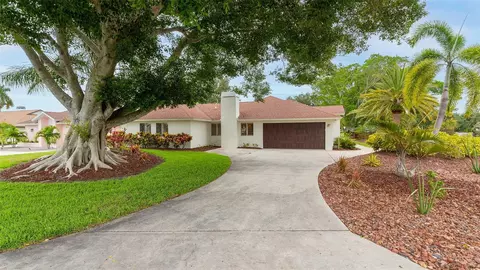 8216 9th Avenue Dr NW, Bradenton, FL 34209